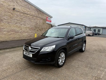 VOLKSWAGEN TIGUAN 2.0 TDI Match 4WD Euro 5 5dr