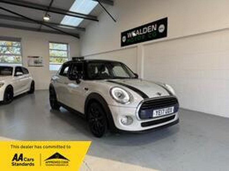 MINI HATCH 1.5 Cooper Auto Euro 6 (s/s) 5dr