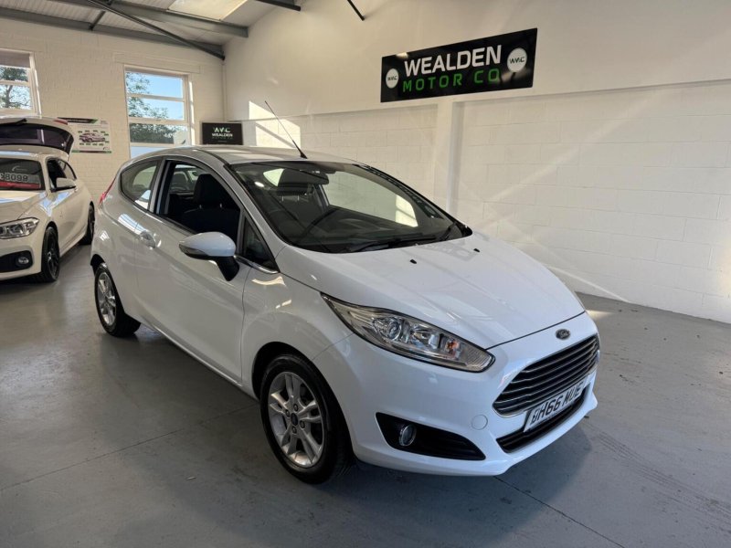 FORD FIESTA 1.0T EcoBoost Zetec Euro 6 (s/s) 3dr