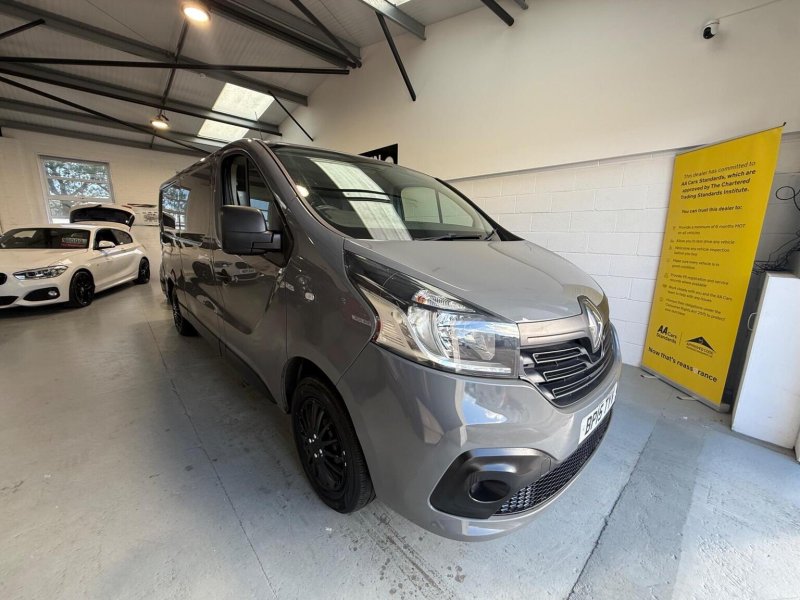 RENAULT TRAFIC 1.6 dCi 29 Business+ LWB Standard Roof Euro 5 5dr